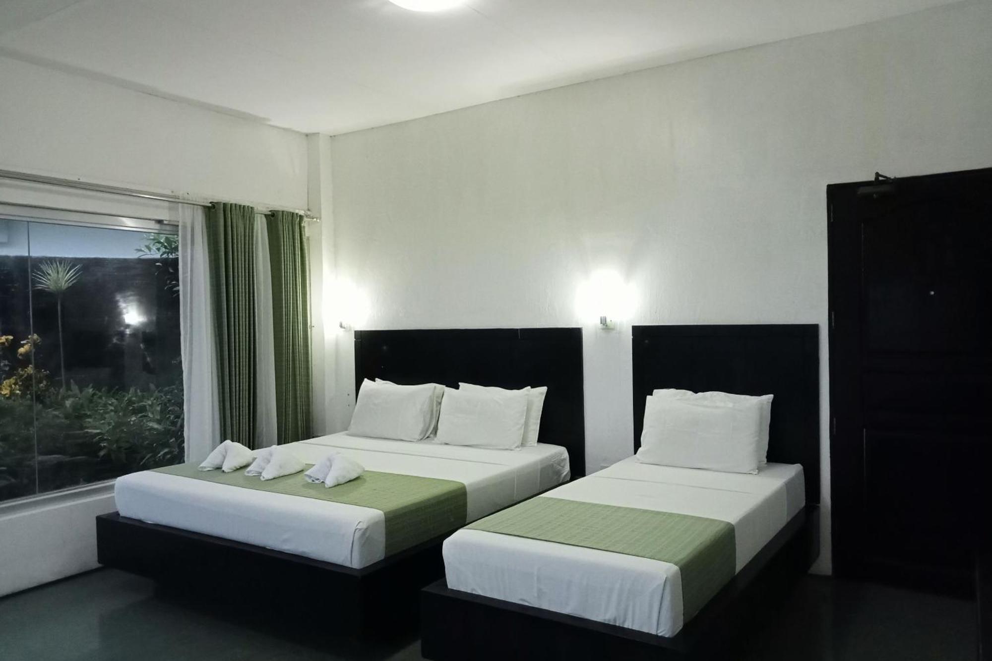 Garin Farm Pilgrimage Resort Powered By Cocotel San Joaquin Zimmer foto